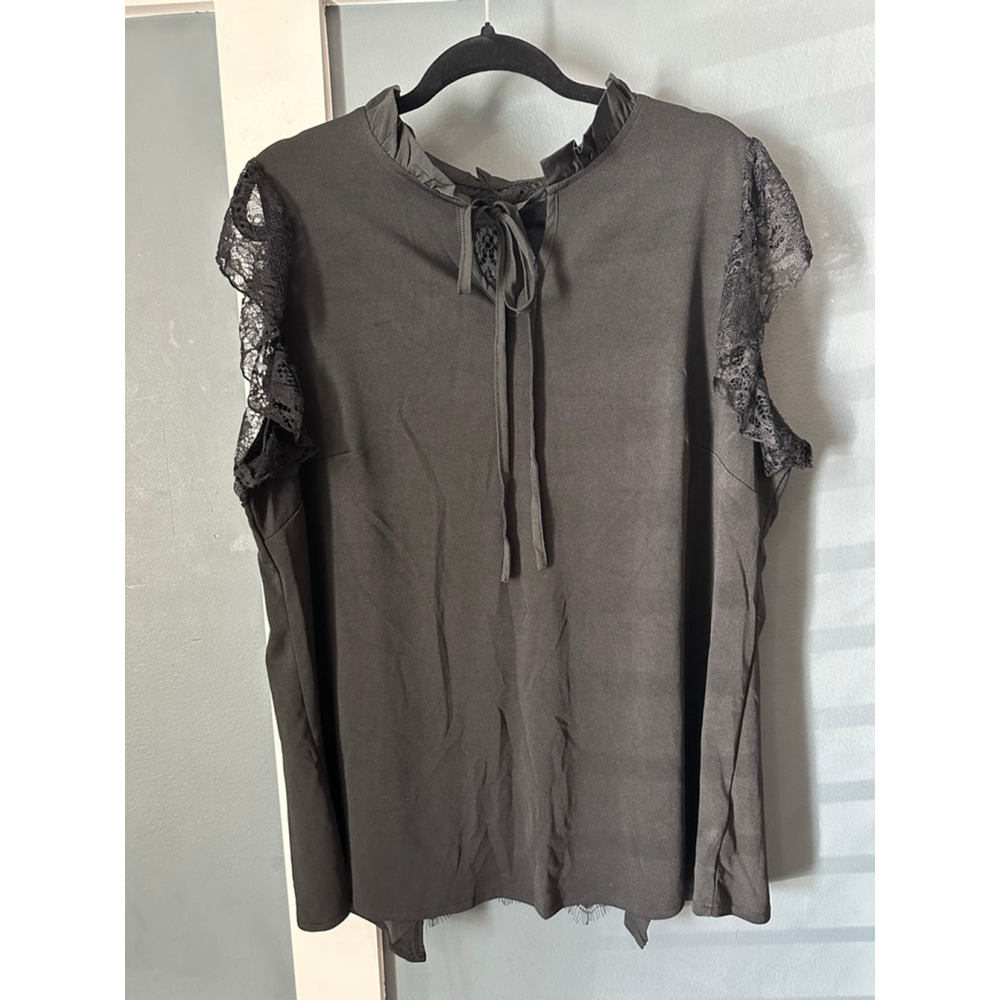 Women's Black Lace Blouse Plus Size 1X
